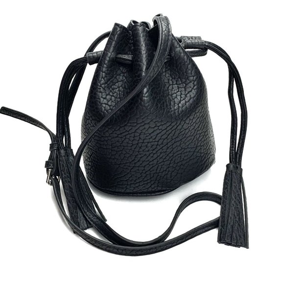 Free People Handbags - Free People Black Drawstring Bucket Tassel Bag